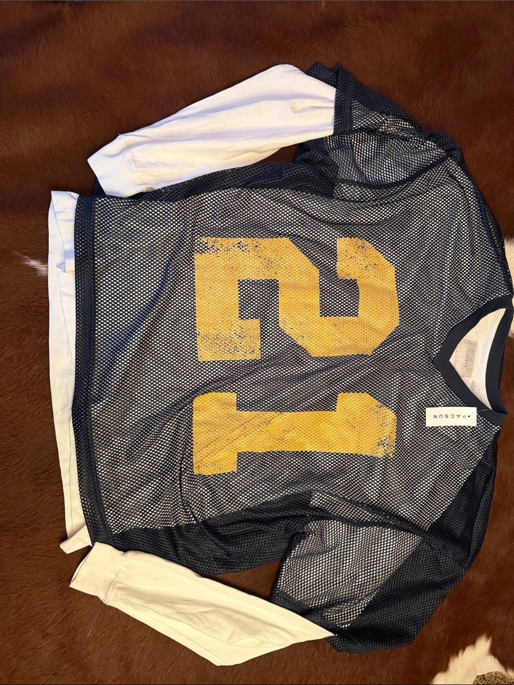 PacSun Black and White Mesh V-Neck Jersey